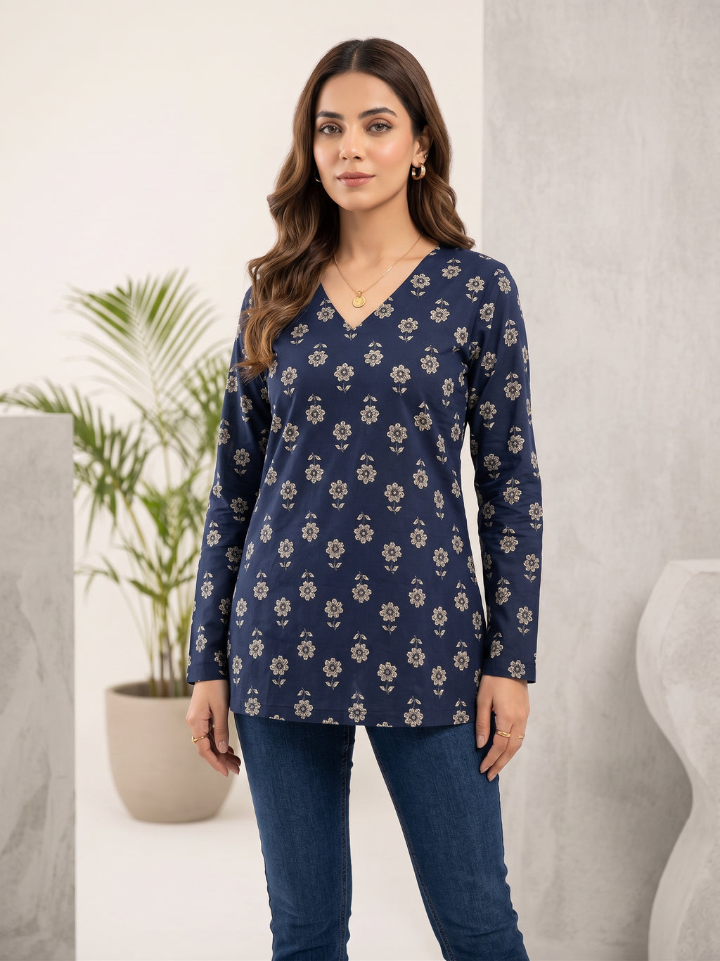 Women’s Navy Blue Floral Printed V-Neck Long Sleeve Tunic Top